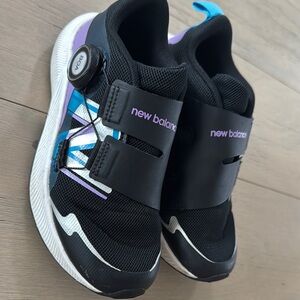 New Balance DynaSoft Reveal Kids' Black, Purple and Blue Sneakers Size 1